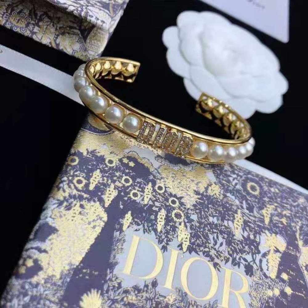 Dior Pearl Bracelet